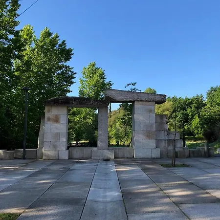 Apartament East House